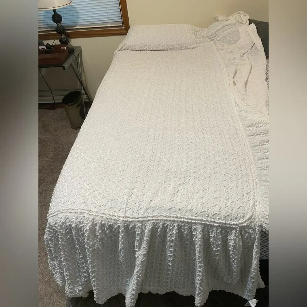 50s chenille bedspread white